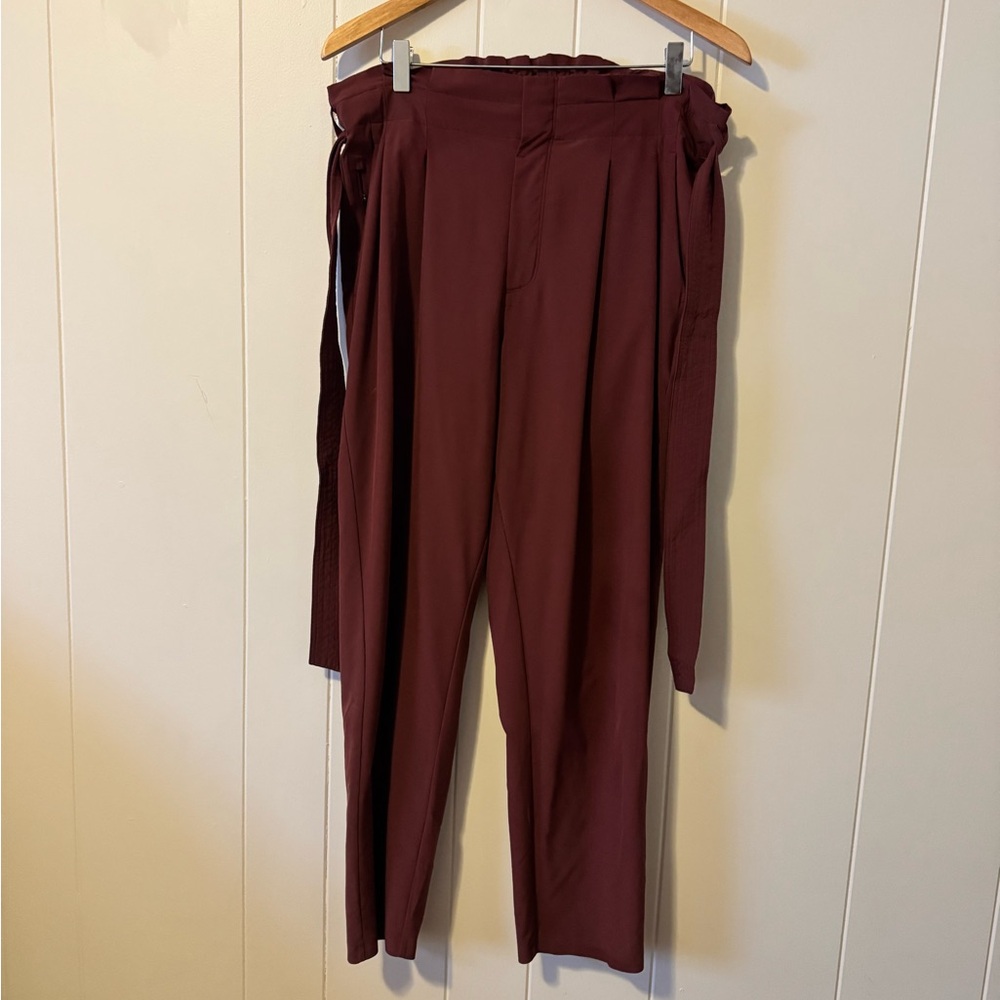 Athleta ankles cropped stretchy pants. SZ 10